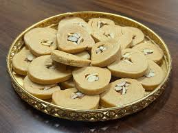 BADAM PISTA RAKHI